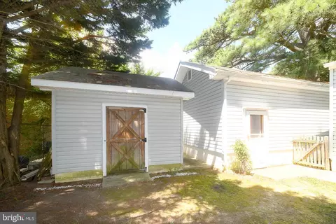 Exterior - 17309 Piney Point Rd, Piney Point, MD 20674 photo 2 of 4