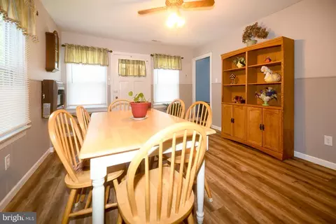 Entry Way - 17309 Piney Point Rd, Piney Point, MD 20674 photo 1 of 4