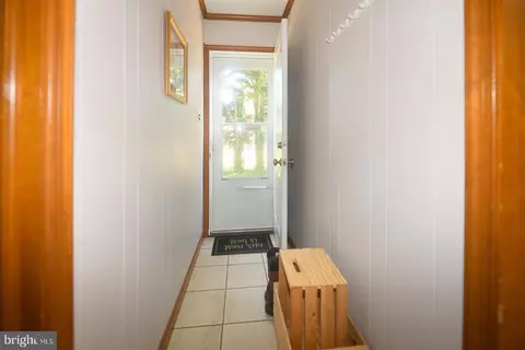 Entry Way - 17309 Piney Point Rd, Piney Point, MD 20674 photo 3 of 4