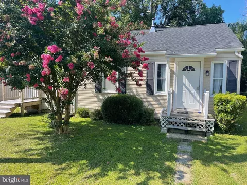 17267 Larimer St, Piney Point, MD 20674