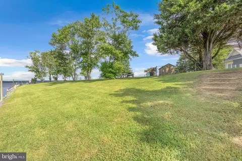 Exterior - 24385 Macarthur Dr, Chaptico, MD 20621 photo 6 of 11