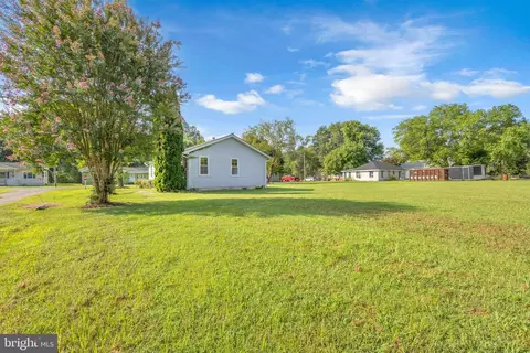 Exterior - 24385 Macarthur Dr, Chaptico, MD 20621 photo 8 of 11