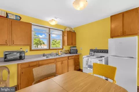 Kitchen - 24385 Macarthur Dr, Chaptico, MD 20621 photo 1 of 1