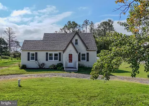 16392 Ball Point Rd, Piney Point, MD 20674