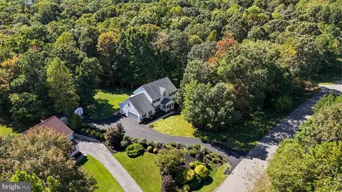 27983 Cathedral Dr, Mechanicsville, MD 20659