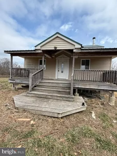 Exterior - 21365 Canoe Nck, Abell, MD 20606 photo 2 of 5