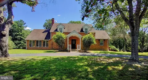 23148 Shady Mile Dr, California, MD 20619