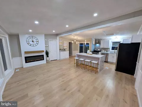 45895 S Poteat Ct, California, MD 20619