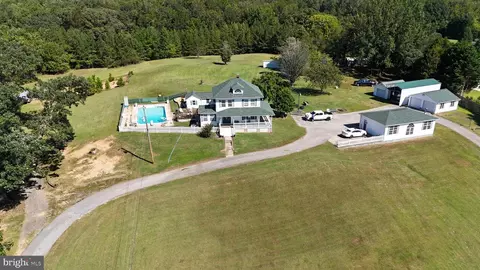 26669 Queentree Rd, Mechanicsville, MD 20659