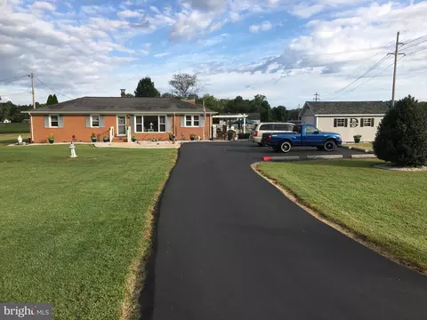 39030 Chaptico Rd, Mechanicsville, MD 20659