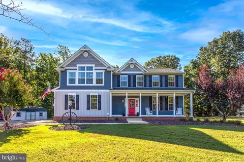 39297 Persimmon Creek Rd, Mechanicsville, MD 20659