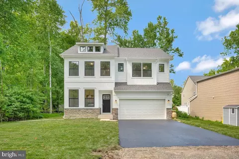 22616 Woods Ln, Lexington Park, MD 20653