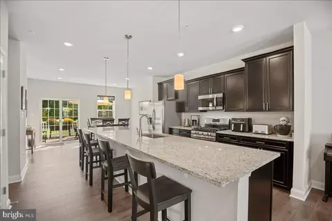 23772 Myrtle Glen Way, California, MD 20619