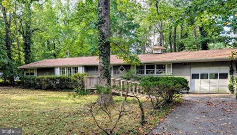45855 W Sunrise Dr, Lexington Park, MD 20653