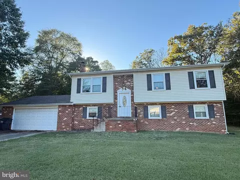26947 Yowaiski Mill Rd, Mechanicsville, MD 20659