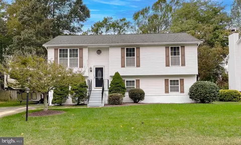 20751 Wolftrap St, Lexington Park, MD 20653