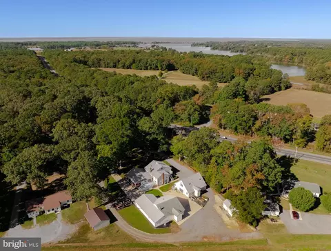 45146 Andover Estates Rd, Valley Lee, MD 20692