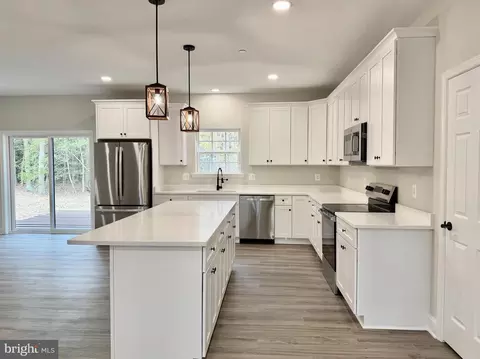 44968 Hewitt Rd, Callaway, MD 20620 photo 4