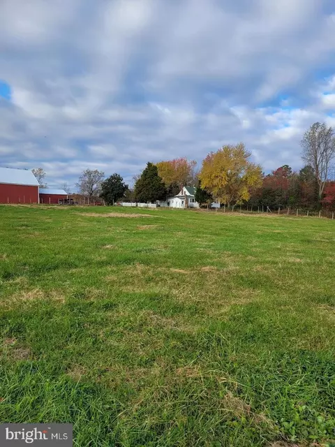 38888 Reeves Rd, Mechanicsville, MD 20659