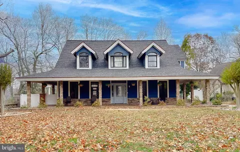 25890 Whiskey Creek Rd, Hollywood, MD 20636