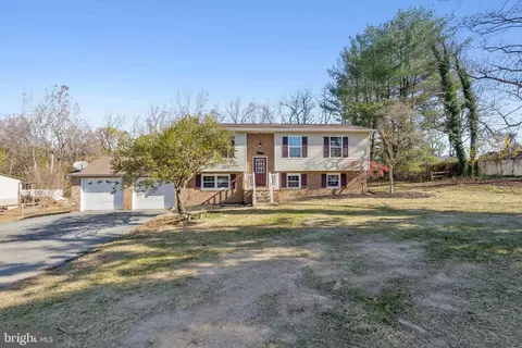 30120 Dudley Rd, Mechanicsville, MD 20659