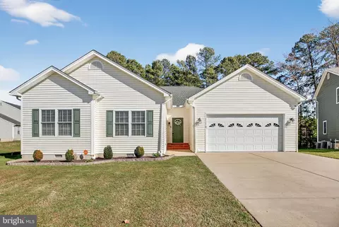 21470 Colleen Pl, Lexington Park, MD 20653