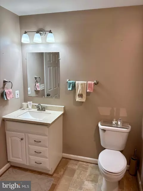 Bath - 45394 Walnut St, Piney Point, MD 20674 photo 2 of 3