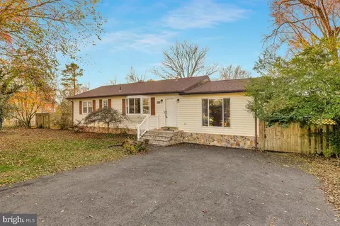 29845 Coolidge Dr, Mechanicsville, MD 20659