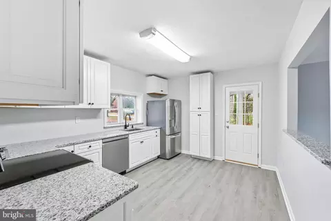 40395 Duke Rd, Mechanicsville, MD 20659