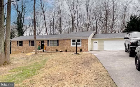 29765 Dogwood Cir, Mechanicsville, MD 20659