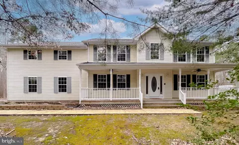 48836 Park Pines Dr, Lexington Park, MD 20653