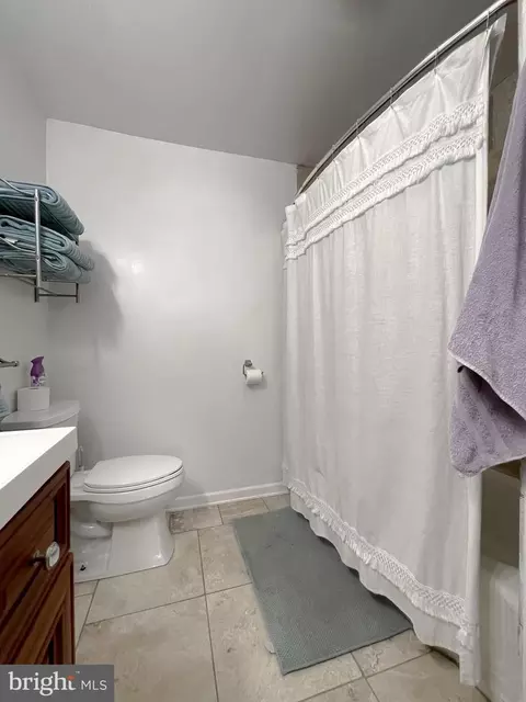 Bath - 17262 Larimer St, Piney Point, MD 20674 photo 3 of 6