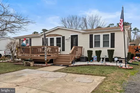 45857 N Poteat Ct, California, MD 20619