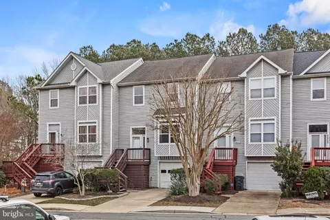 48373 Sunburst Dr, Lexington Park, MD 20653