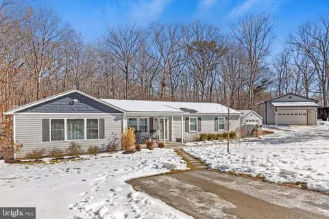 26596 Yowaiski Mill Rd, Mechanicsville, MD 20659