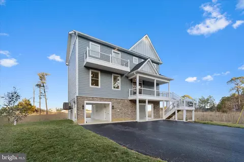 Exterior - 16242 Thomas Rd, Piney Point, MD 20674 photo 4 of 11