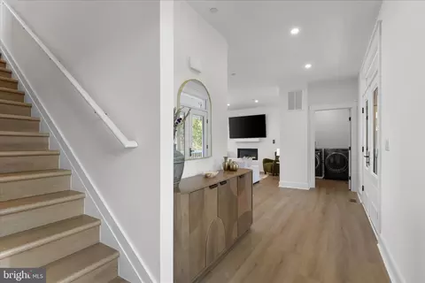 Entry Way - 16242 Thomas Rd, Piney Point, MD 20674 photo 3 of 7