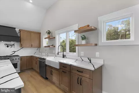 Kitchen - 16242 Thomas Rd, Piney Point, MD 20674 photo 9 of 9