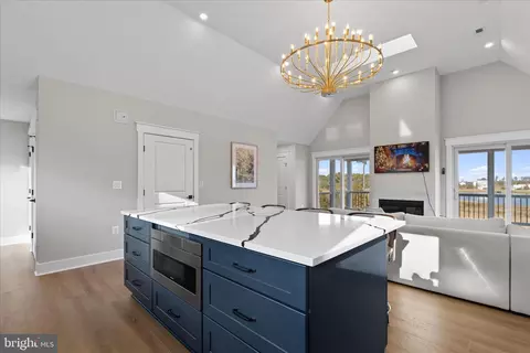 Kitchen - 16242 Thomas Rd, Piney Point, MD 20674 photo 6 of 9