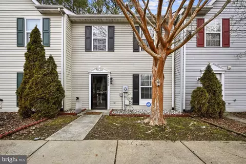 45270 Woodstown Way, California, MD 20619