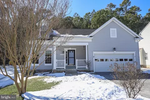 21533 Oxford Dr, Lexington Park, MD 20653