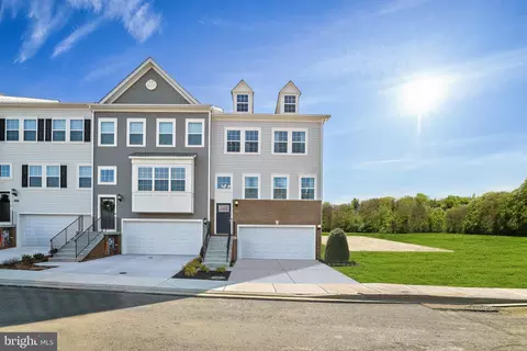 23600 Crosswinds Way, California, MD 20619
