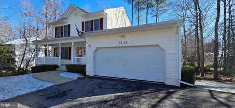 23188 Cherry Hill Ct, California, MD 20619