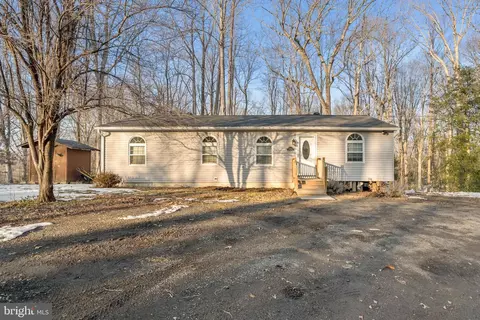 27082 Cat Creek Rd, Mechanicsville, MD 20659