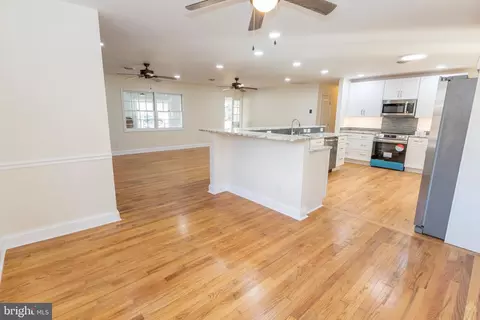 Living - 49151 Wynne Rd, Ridge, MD 20680 photo 10 of 13