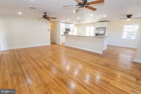 Living - 49151 Wynne Rd, Ridge, MD 20680 photo 13 of 13