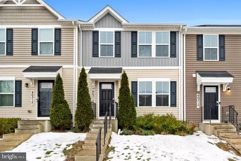 46315 Creeping Primrose Ln #B, Lexington Park, MD 20653