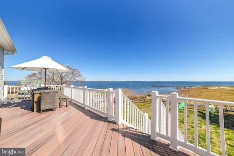 16386 Ball Point Rd, Piney Point, MD 20674