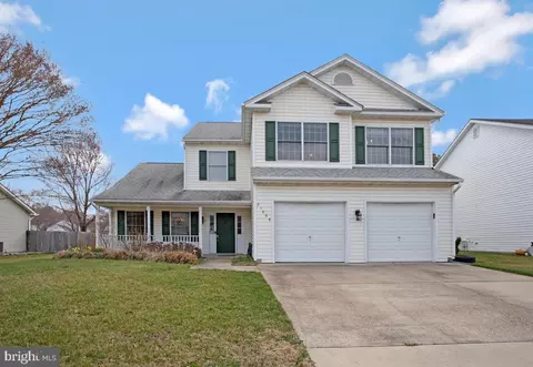 21668 Mainsail Dr, Lexington Park, MD 20653