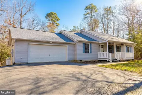 19830 Fall Ct, Great Mills, MD 20634